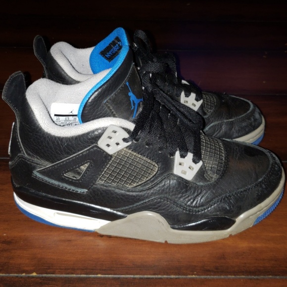 Jordan 4 - Picture 4 of 5